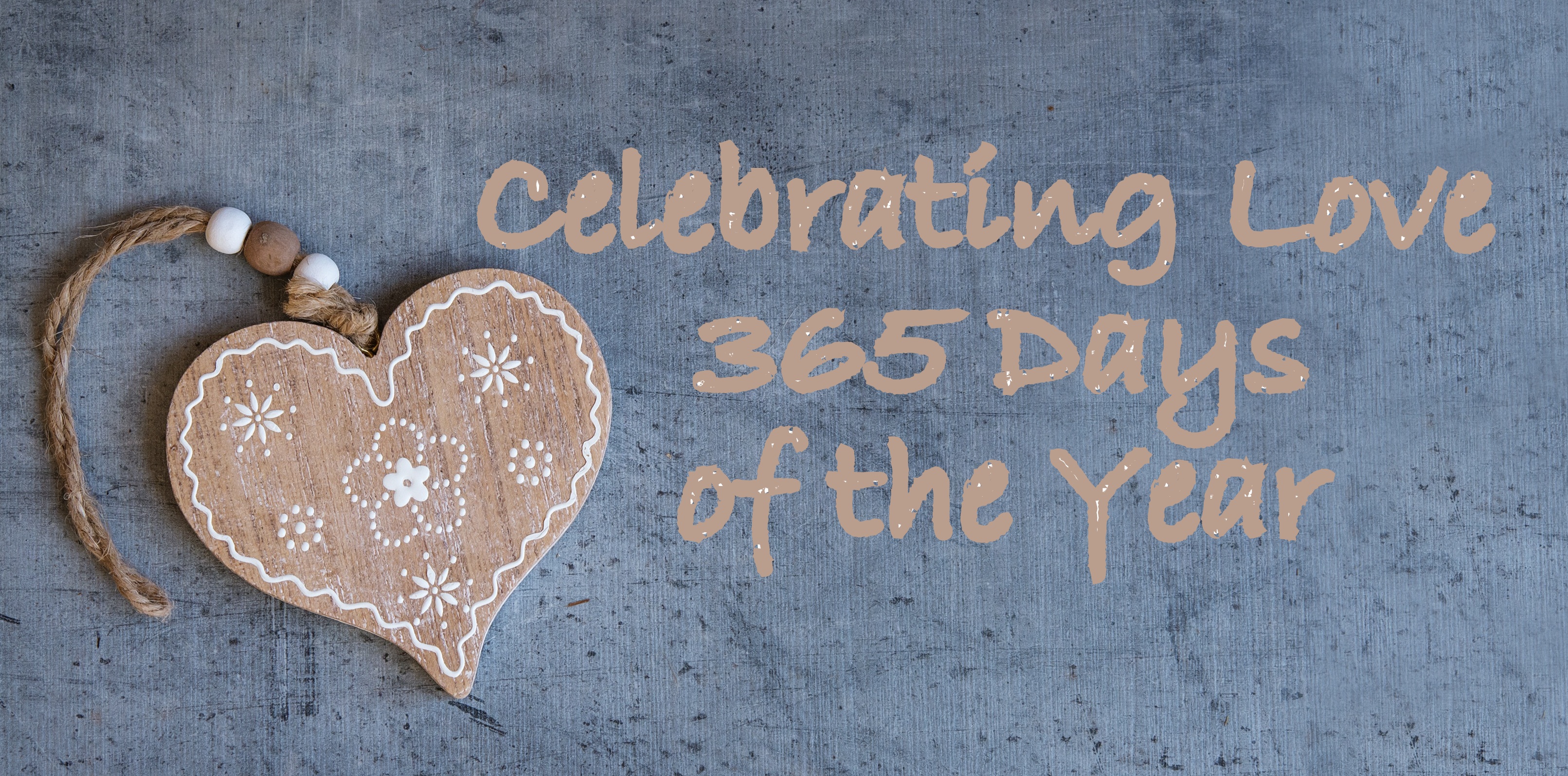 Romantic Ways To Celebrate the First 365 Days Of Your Married Life